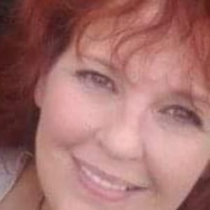 Meet your Posher, Devanie